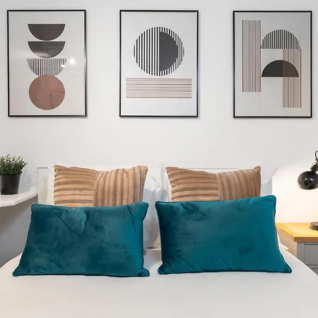 Luxury Lower-level One Bed *