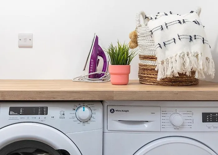 Luxury Lower-level One Bed * Leeds (West Yorkshire)